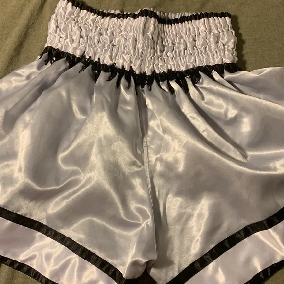 Muay Thai shorts - Picture 2 of 4